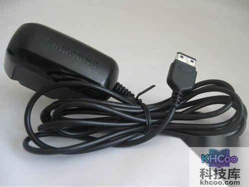 手机充电器是什么