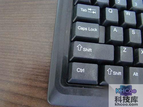 【感叹号怎么打】然后中指按着键盘顶部的1