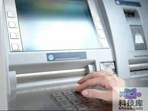 银行卡被吞了怎么办-要保持冷静，不要慌张