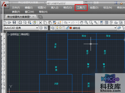 打开cad图形，在菜单栏，点击“工具”