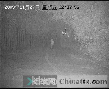 红外摄像机夜晚雪花点怎么办 红外摄像机雪花点原因