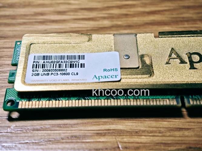 宇瞻黑豹 4GB DDR3可以组建三通道吗
