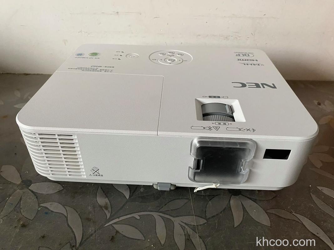 二手投影仪值得买吗 买二手投影仪要注意哪些【详细接受】