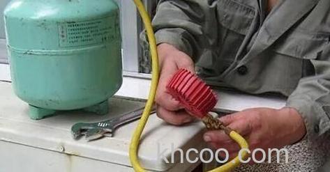 壁挂空调多久加一次氟 判断壁挂空调是否需要添加氟利昂方法【详解】