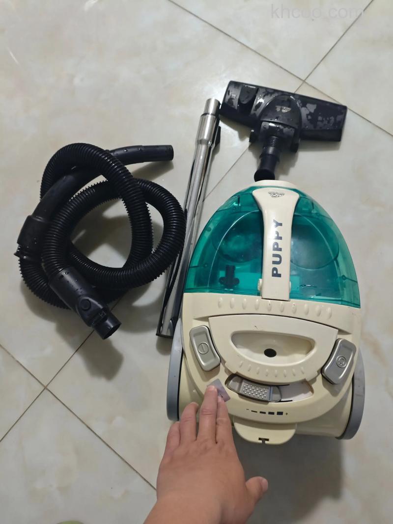 小狗吸尘器D-928设计怎么样 小狗吸尘器D-928介绍【详解】