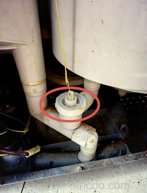 半自动洗衣机漏水存不住水怎么办 半自动洗衣机漏水存不住水解决方法【详解】