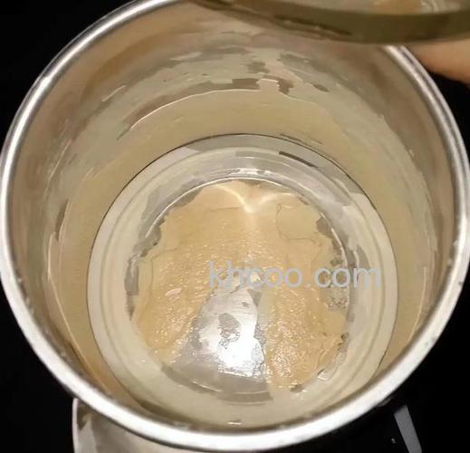 热水壶里的小凸起是什么 热水壶里的小凸起原因分析【详解】