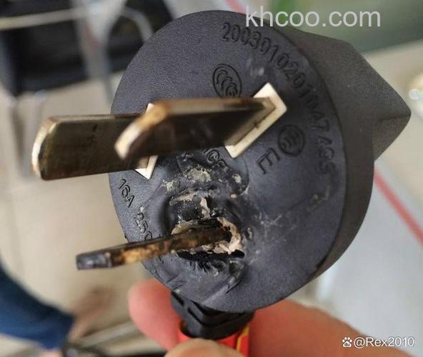 拔掉电热水器插头是否会对电热水器造成伤害【详解】