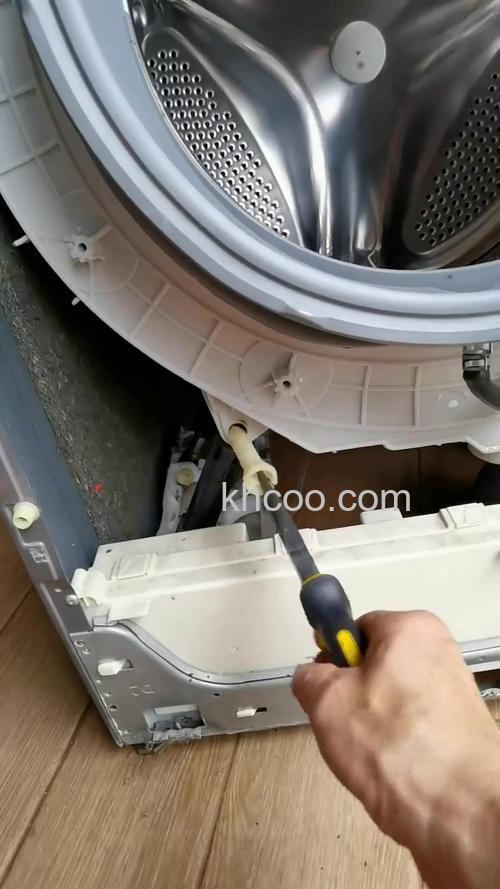 lg洗衣机怎么用 lg洗衣机怎么拆开清洗【详解】