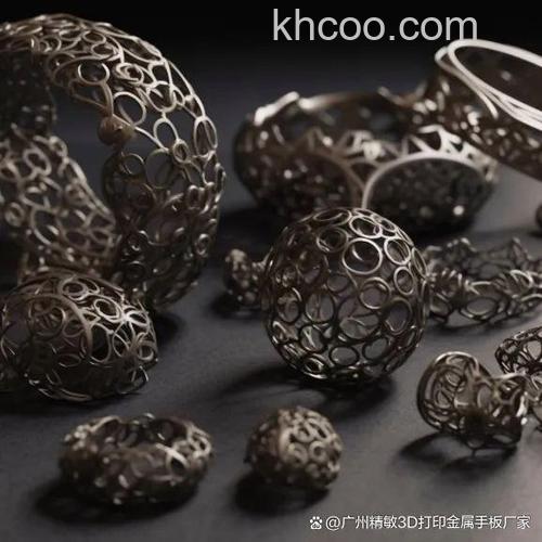 PS图层样式如何制作3D立体金属吊坠