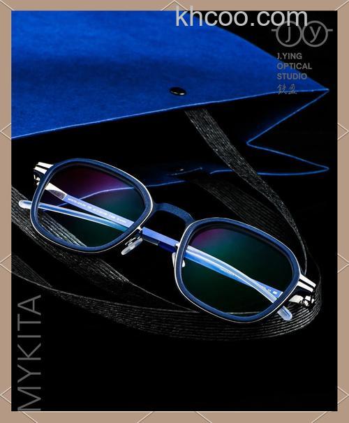 Photoshop制作逼真的3D眼镜海报